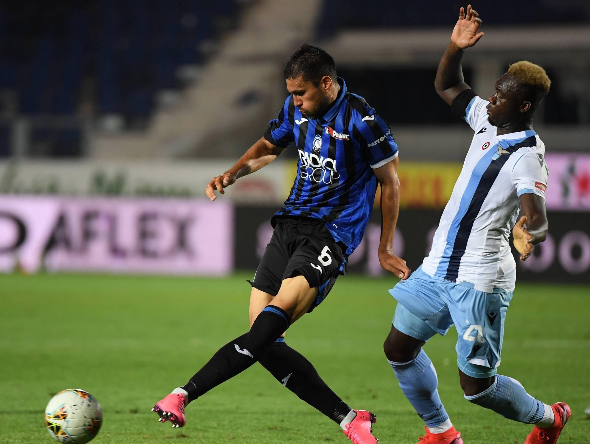 不得不在痛 不得不在痛