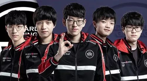 队协作逐渐 队协作逐渐